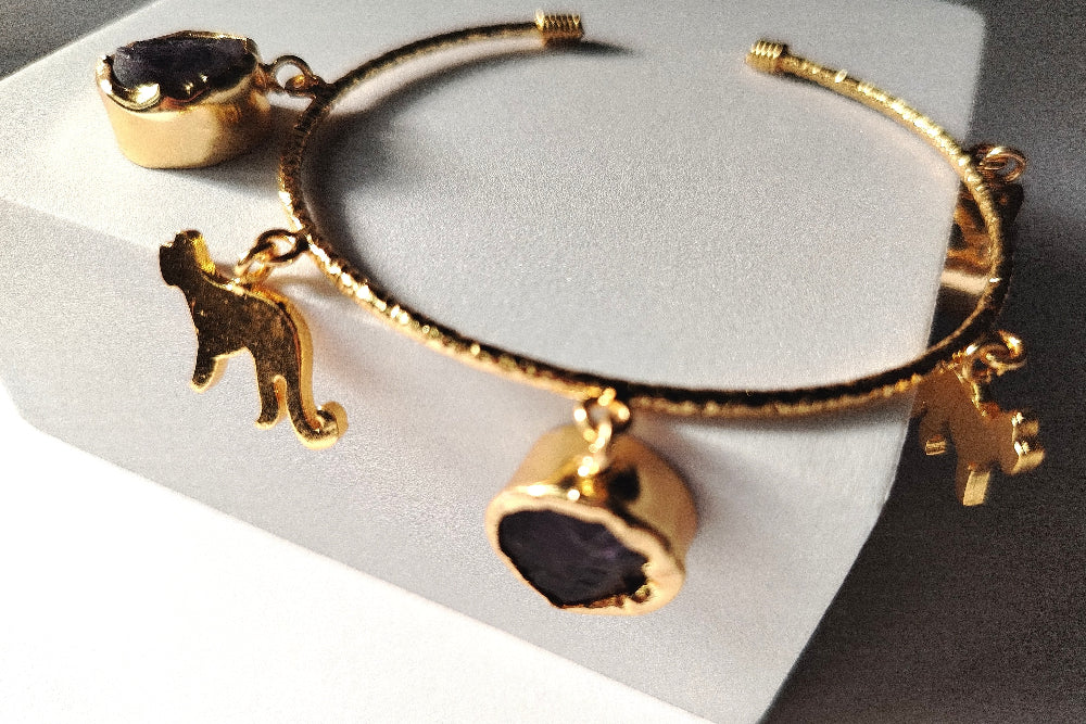 18k Gold Polish Bracelet with Amethyst and Cheetah Charms