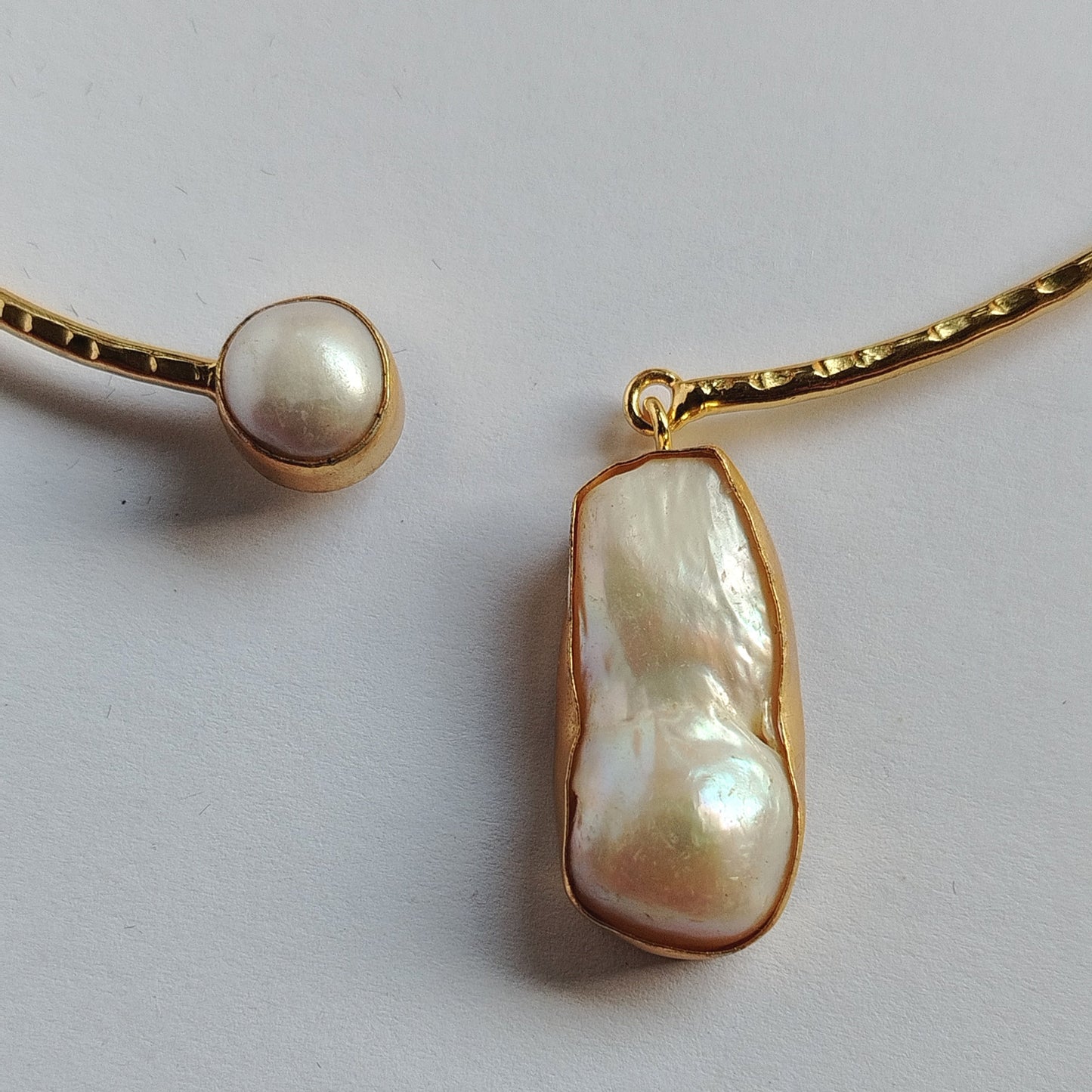 Natural Pearl on Open hasli
