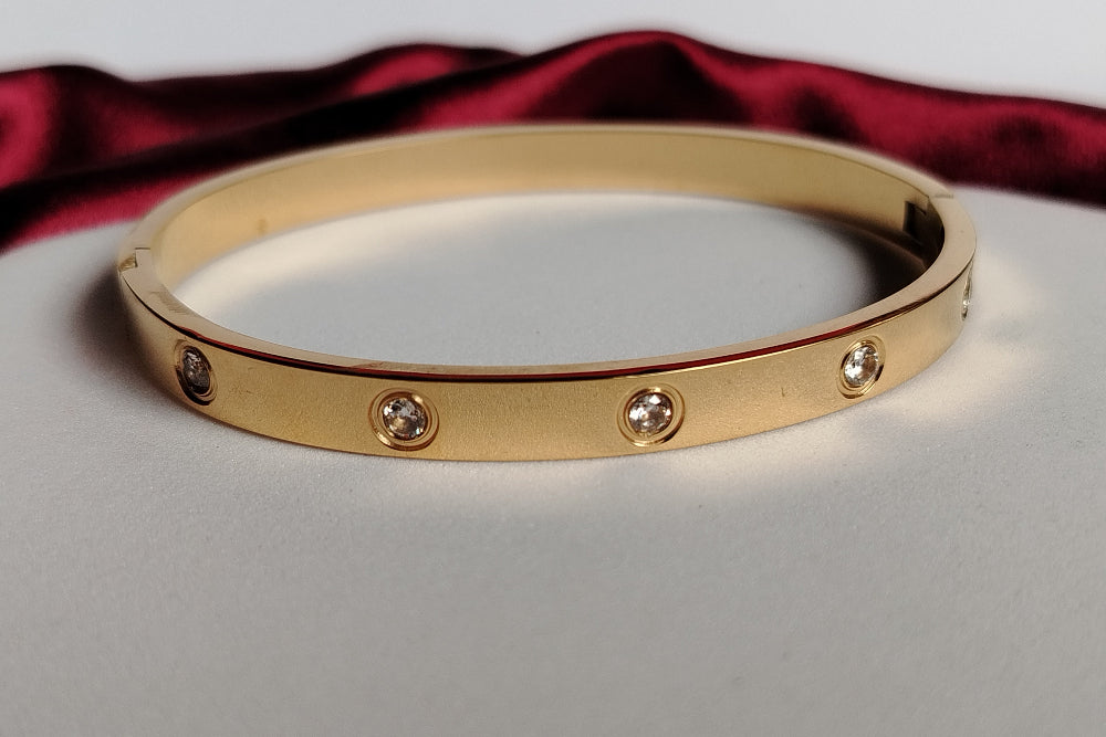 Minimalist Golden Bangle Style Bracelet with AD