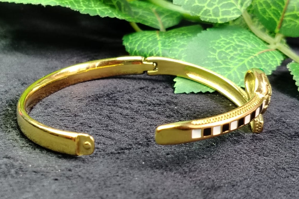 Back & White Snake Hood Bracelet Kept Open