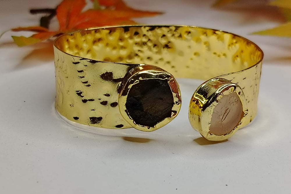 Hammered Broad Handcuff with Balck and Pink Stones