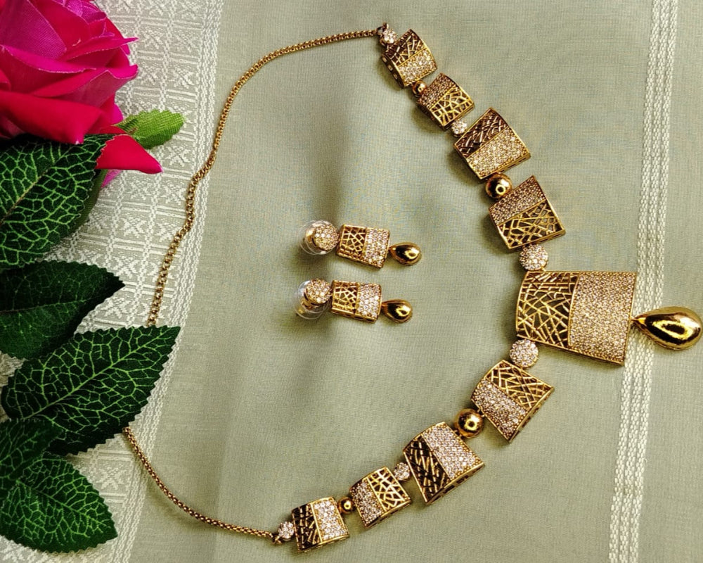 Jaali Style AD Antique Jewelry Set