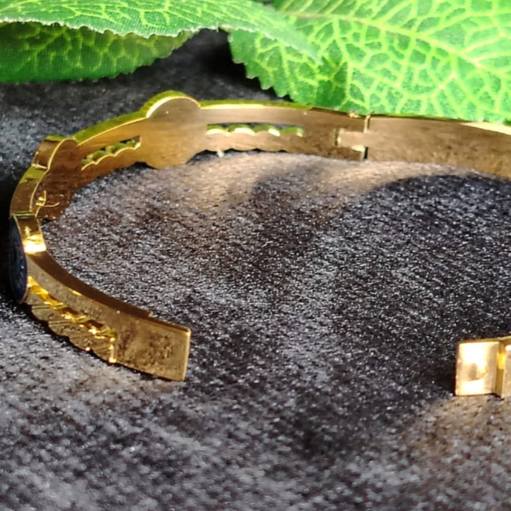 Anti-tarnish Bracelet Kept Open