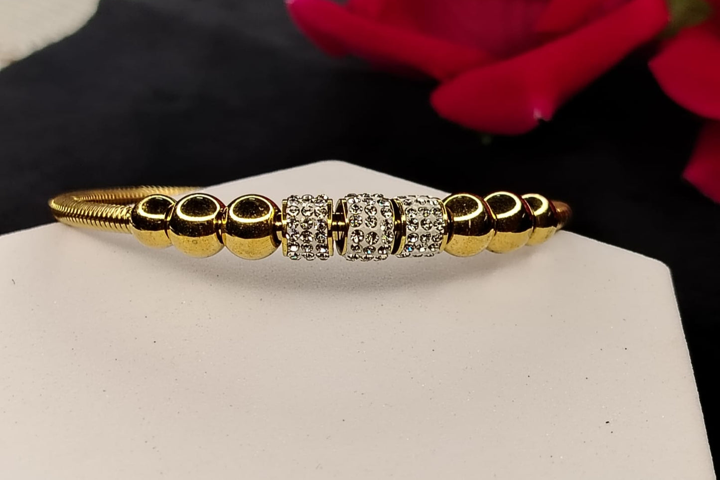Cylindrical Motid Anti-tarnish Bracelet