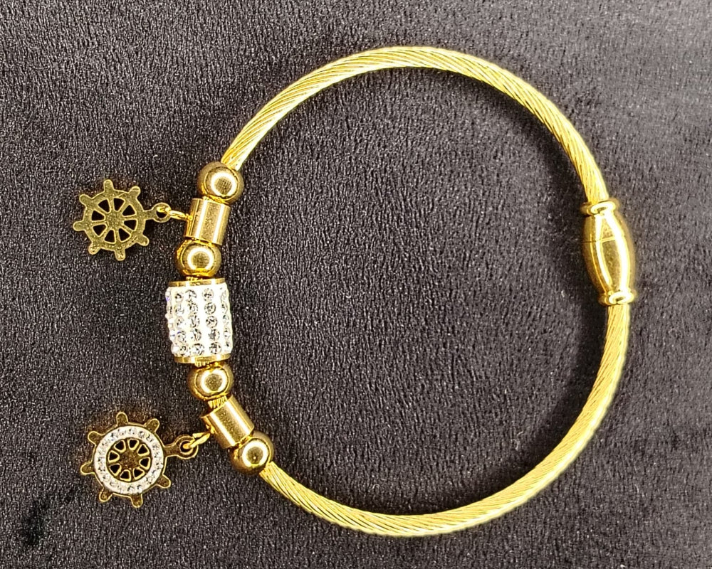 Anti-tarnish Bracelet with Snowflake Charms