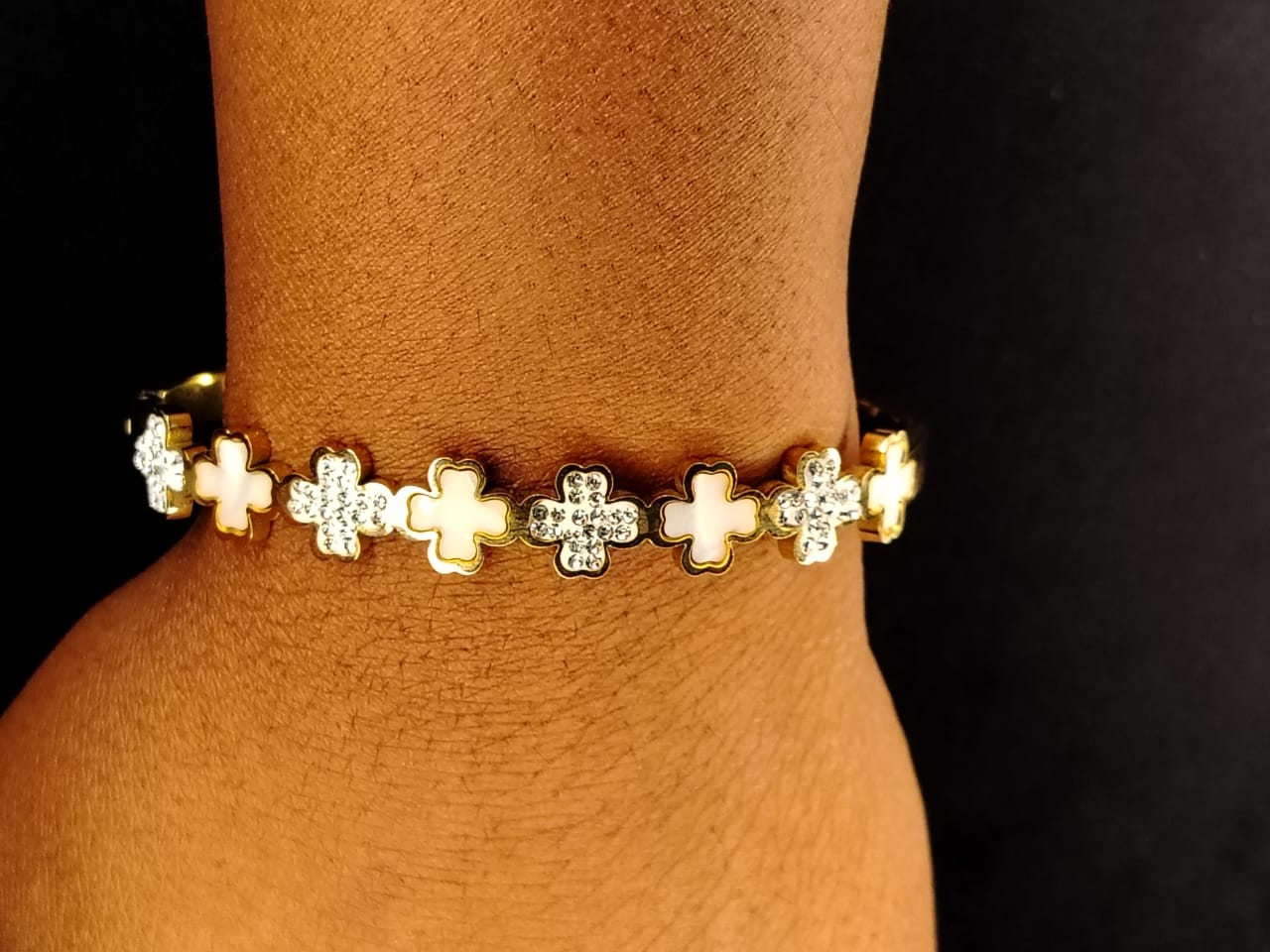 Mother of Pearl Clover Bracelet