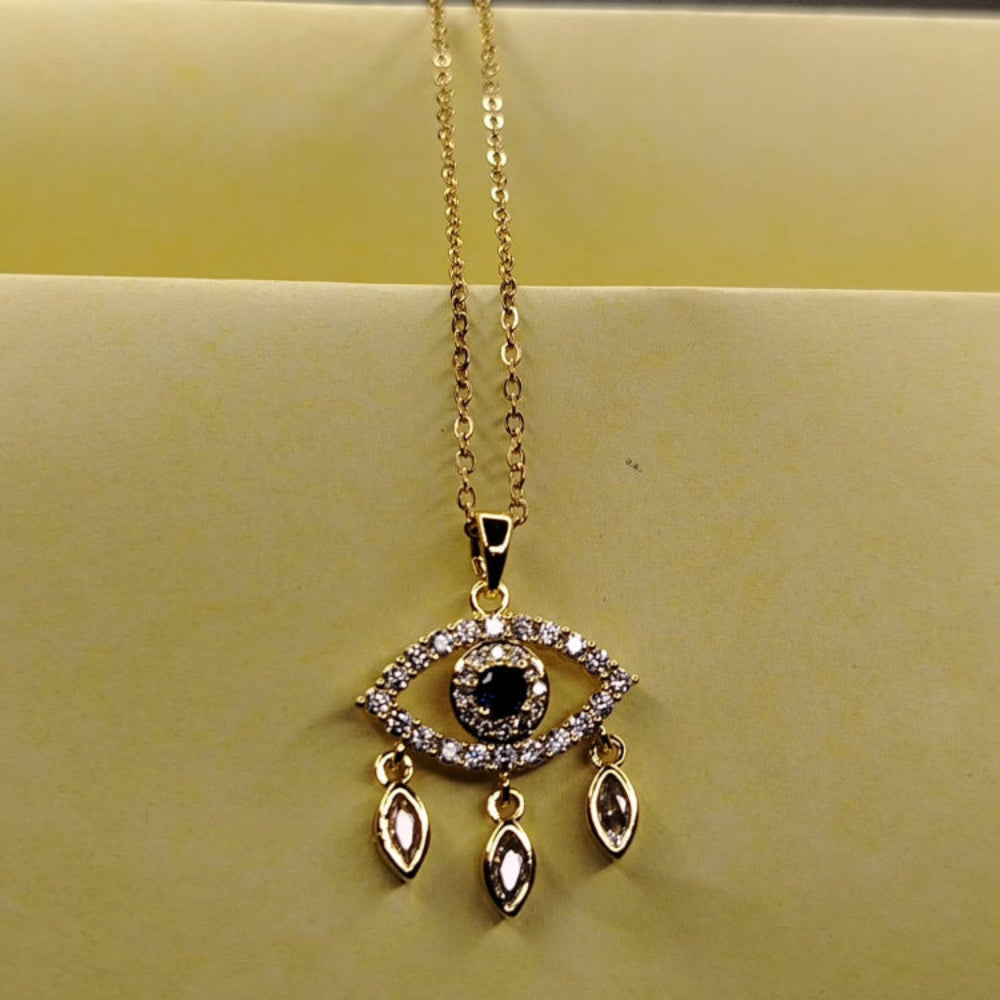 Tear Drop Eye Pendant with Maerican Diamond