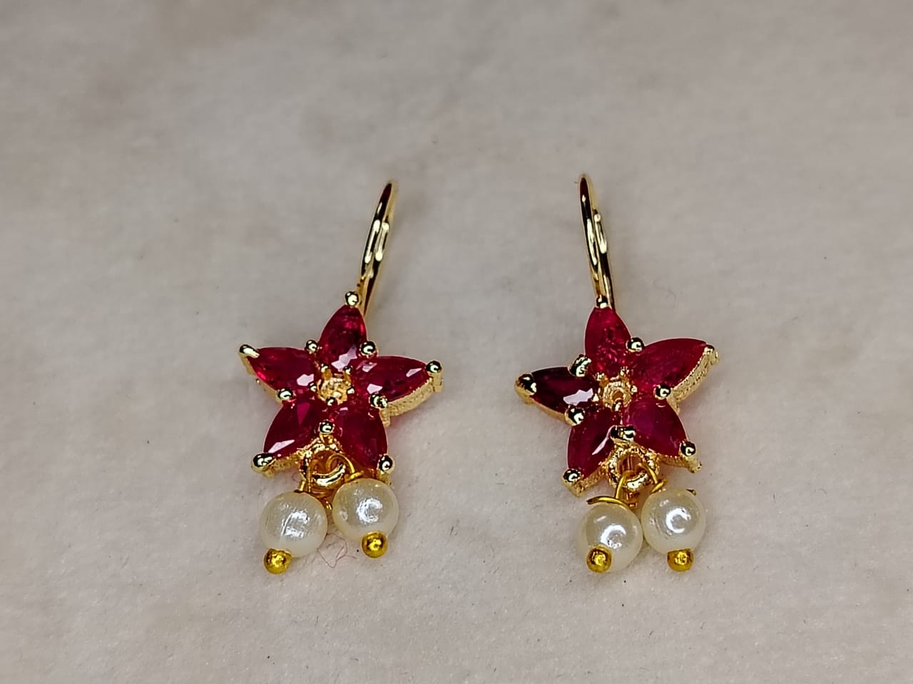 Elegant Bugadi /Earcuff