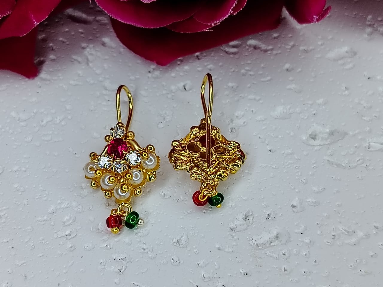 Elegant Bugadi /Earcuff