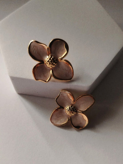 Pearlish Enamel Flower Korean Earrings
