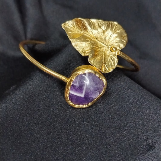 Leaf Motif Natural Stone Bracelet